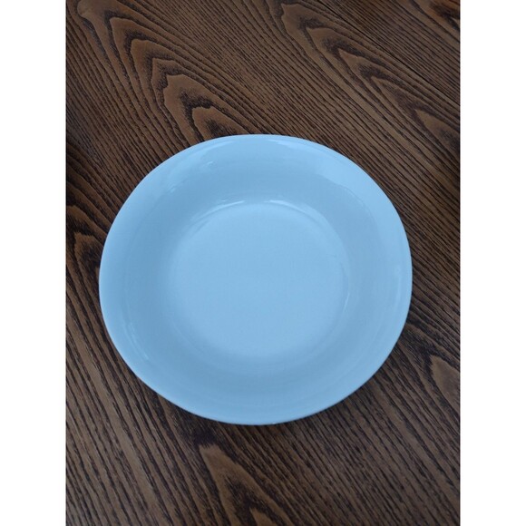 Pottery Barn 8 1/8" Coupe White Stoneware Serving Bowl Pre-Owned - Picture 1 of 4